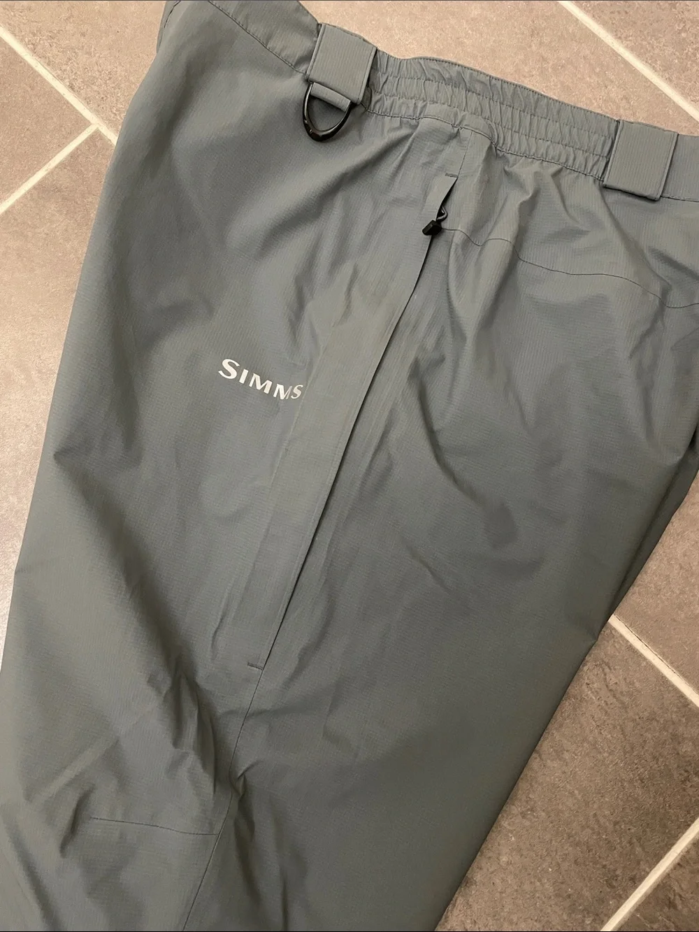 Simms Vapor Elite Rain Pants size XL Short